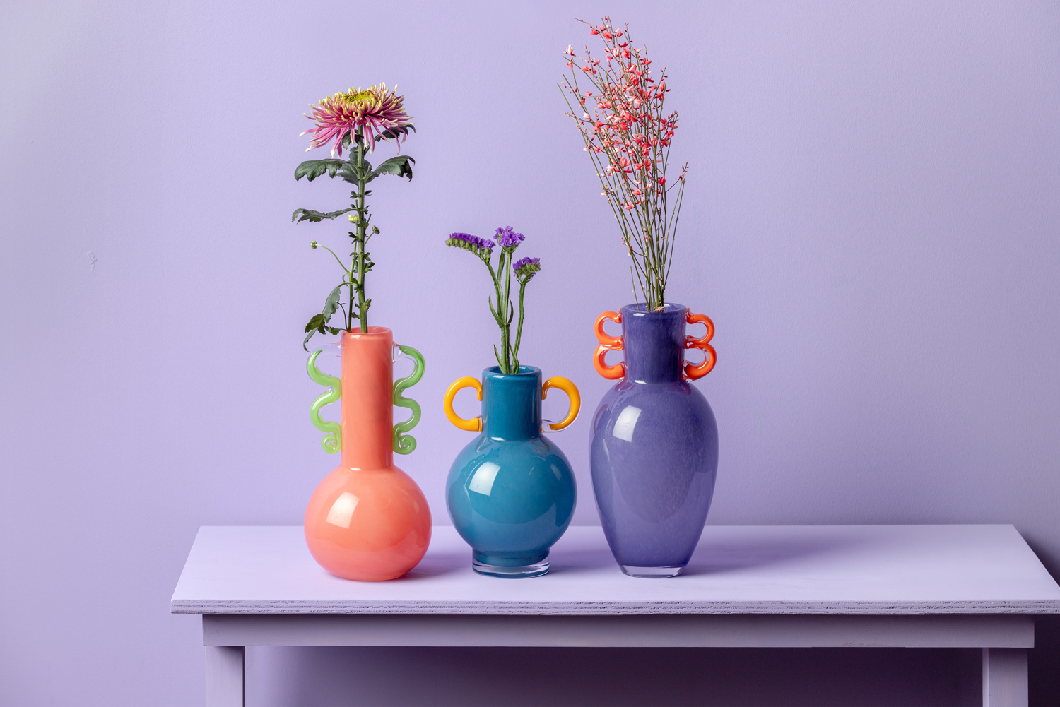 Vase Fiesta glass bright blue, yellow handles