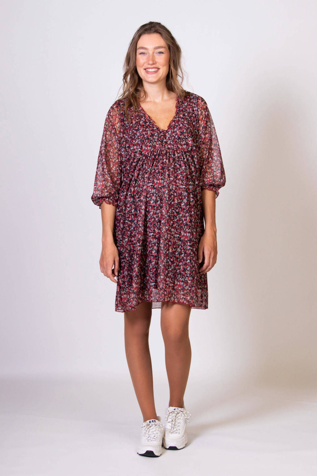 LOVE2WAIT semi-transparante zwangerschapsjurk met all over print rood/zwart/wit
