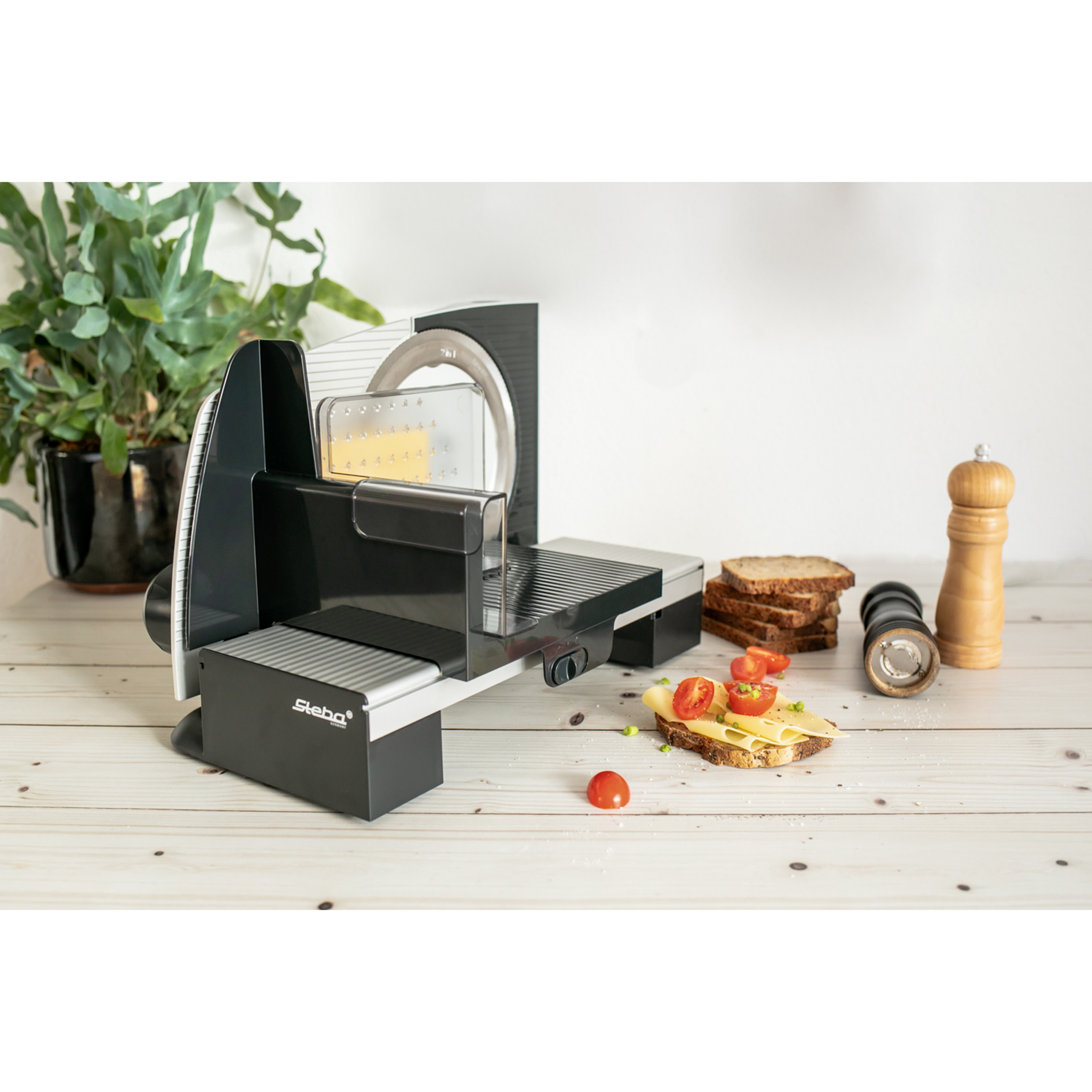 STEBA Allesschneider AS 200 - schwarz-silber - 110 Watt
