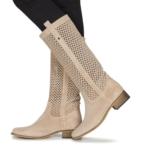Betty London - DIVOUI - Beige