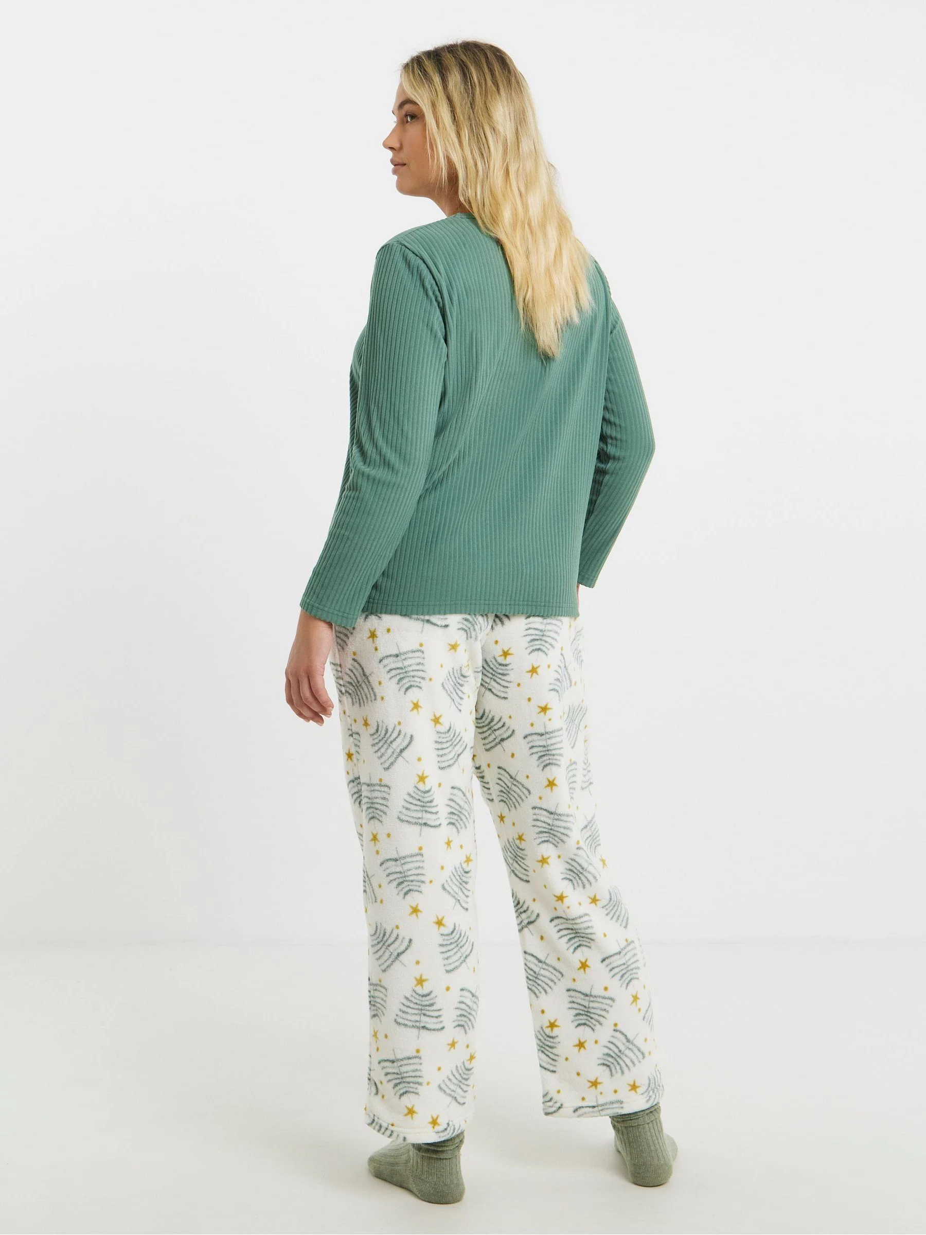 Simply Be Pretty Secrets Fleece Henley Pyjamas Set