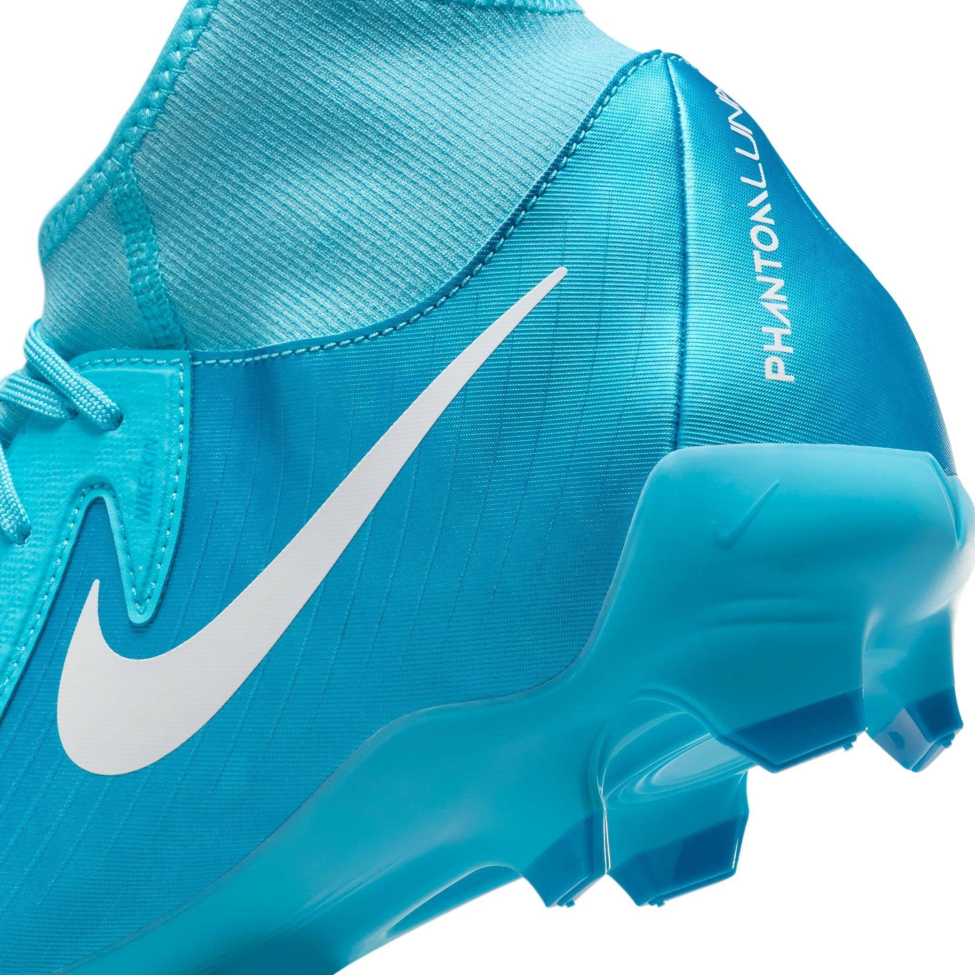 Nike Phantom Luna II Academy Firm Ground Football Boots