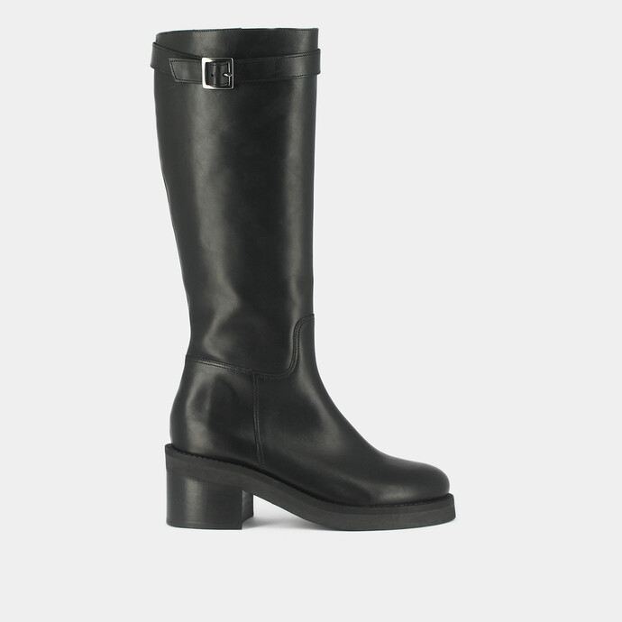 Bottes à talons et détails argentés  en cuir gras noir