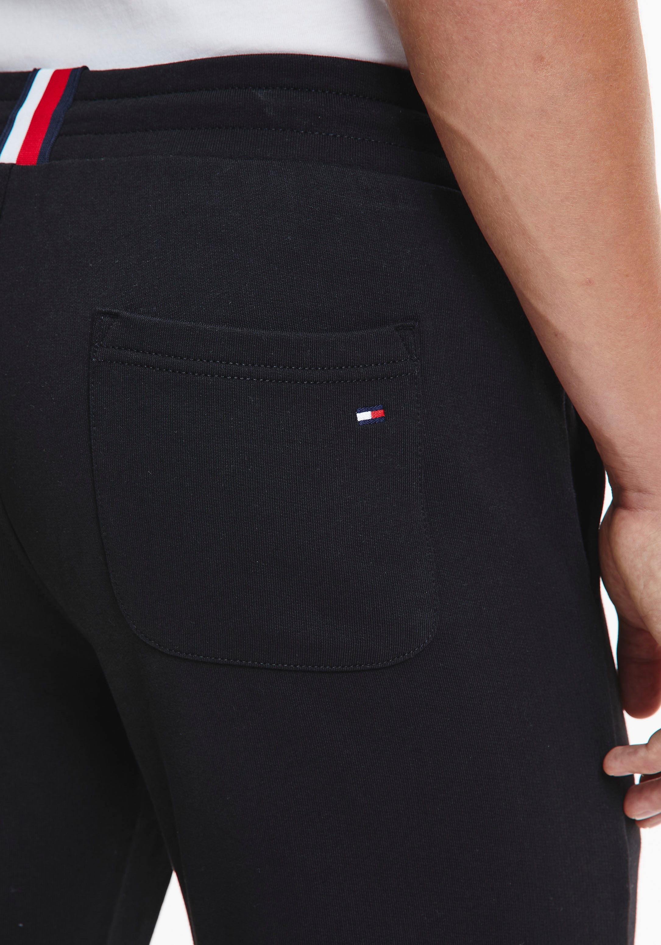 Tommy Hilfiger Sweathose »BASIC BRANDED SWEATPANTS«  mit grossem Tommy Hilfiger Schriftzug