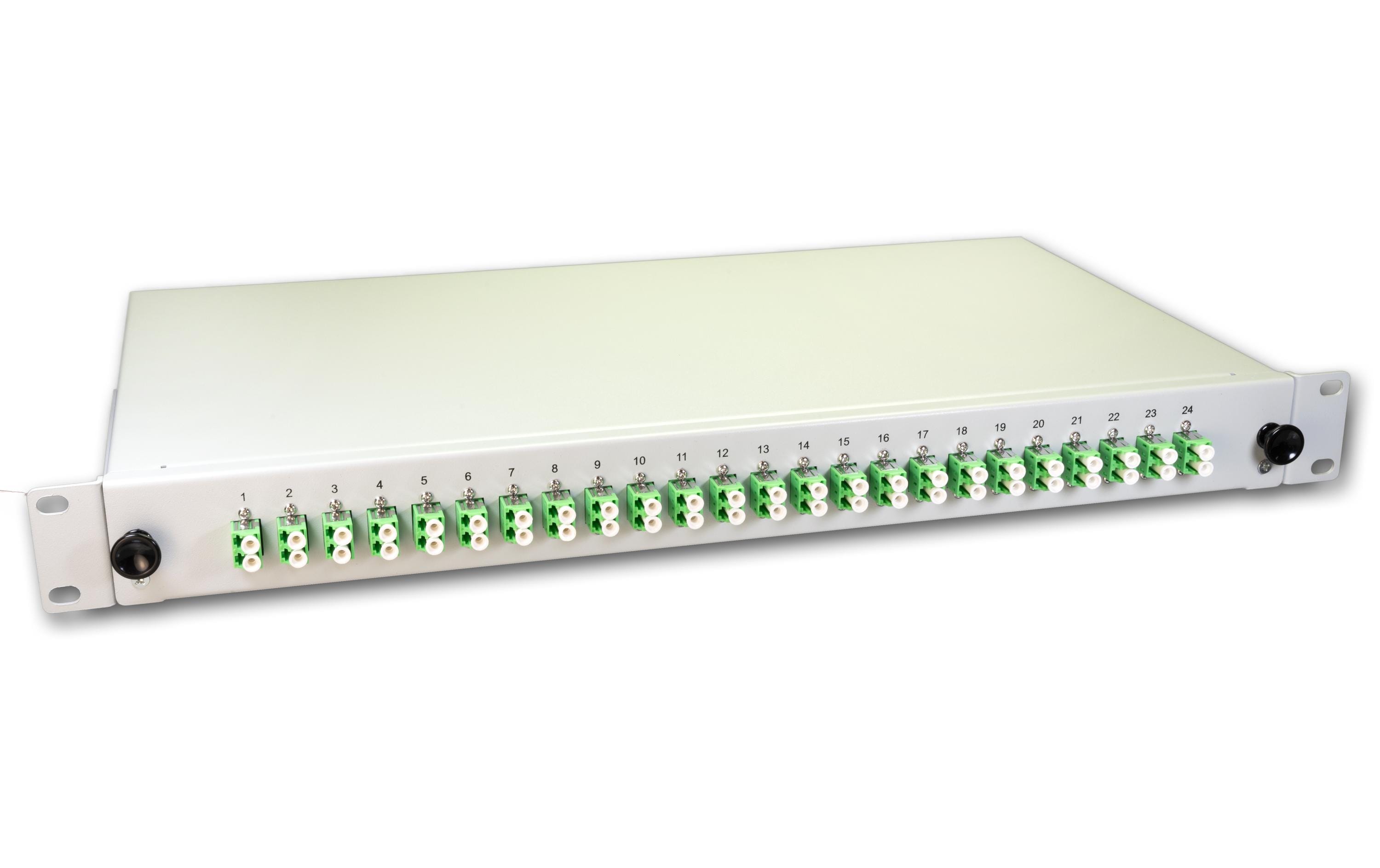 Spleissbox 48 Fasern, 24x DLC/APC SM, 9/125µm OS2 Pigtail<br>LWL Spleissbox, 48 Fasern, 24x DLC/APC Singlemode, 9/125µm OS2 G657.A1 Pigtail