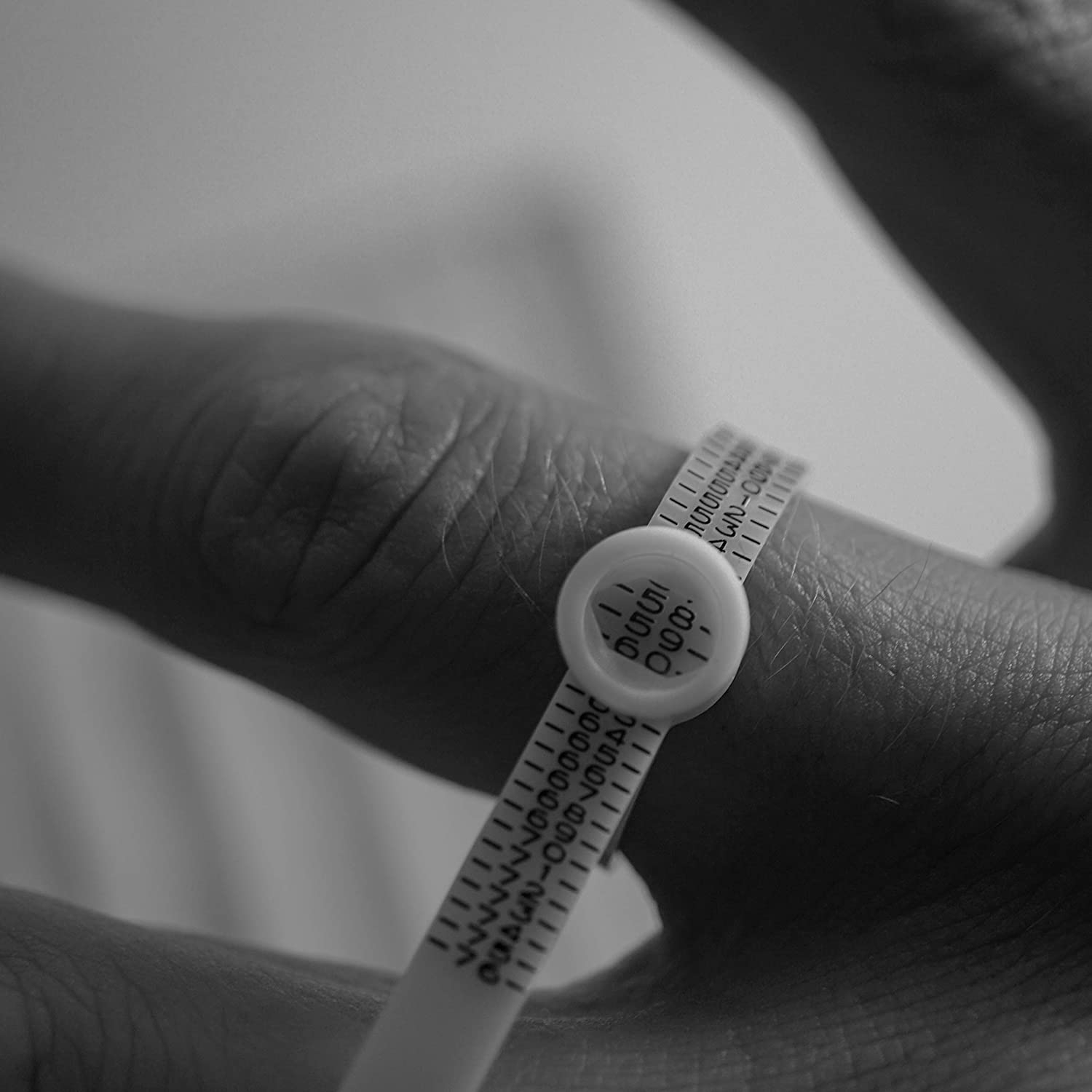 (Gr. 41-76) Fingerring Massband Kunststoff Ringgrössen Bestimmer