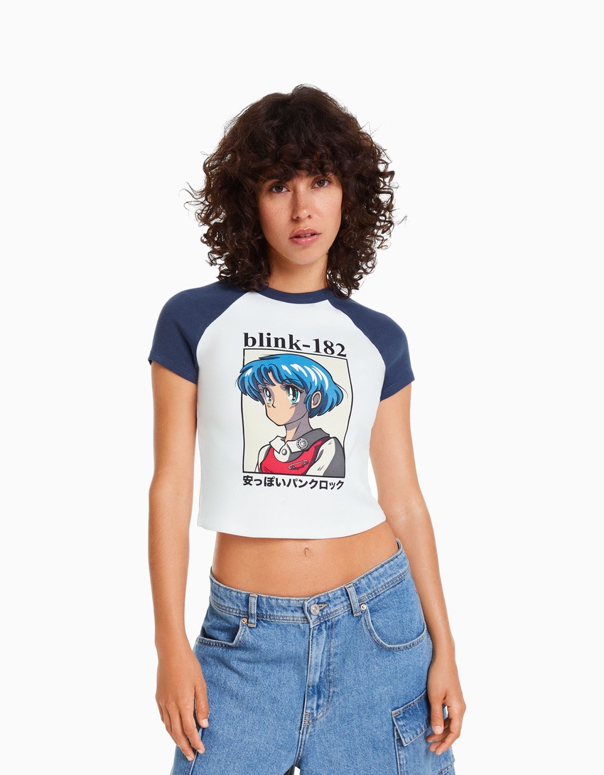 Camiseta raglan curta com estampa do Blink-182
