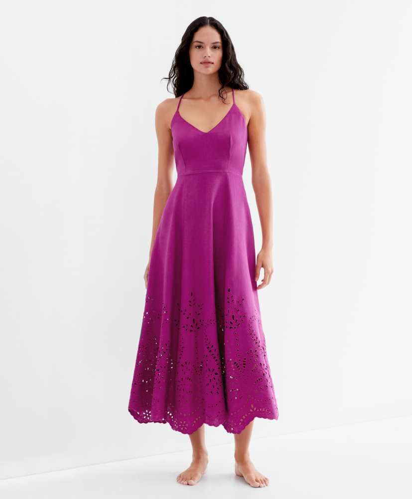 Vestido midi de linho bordado