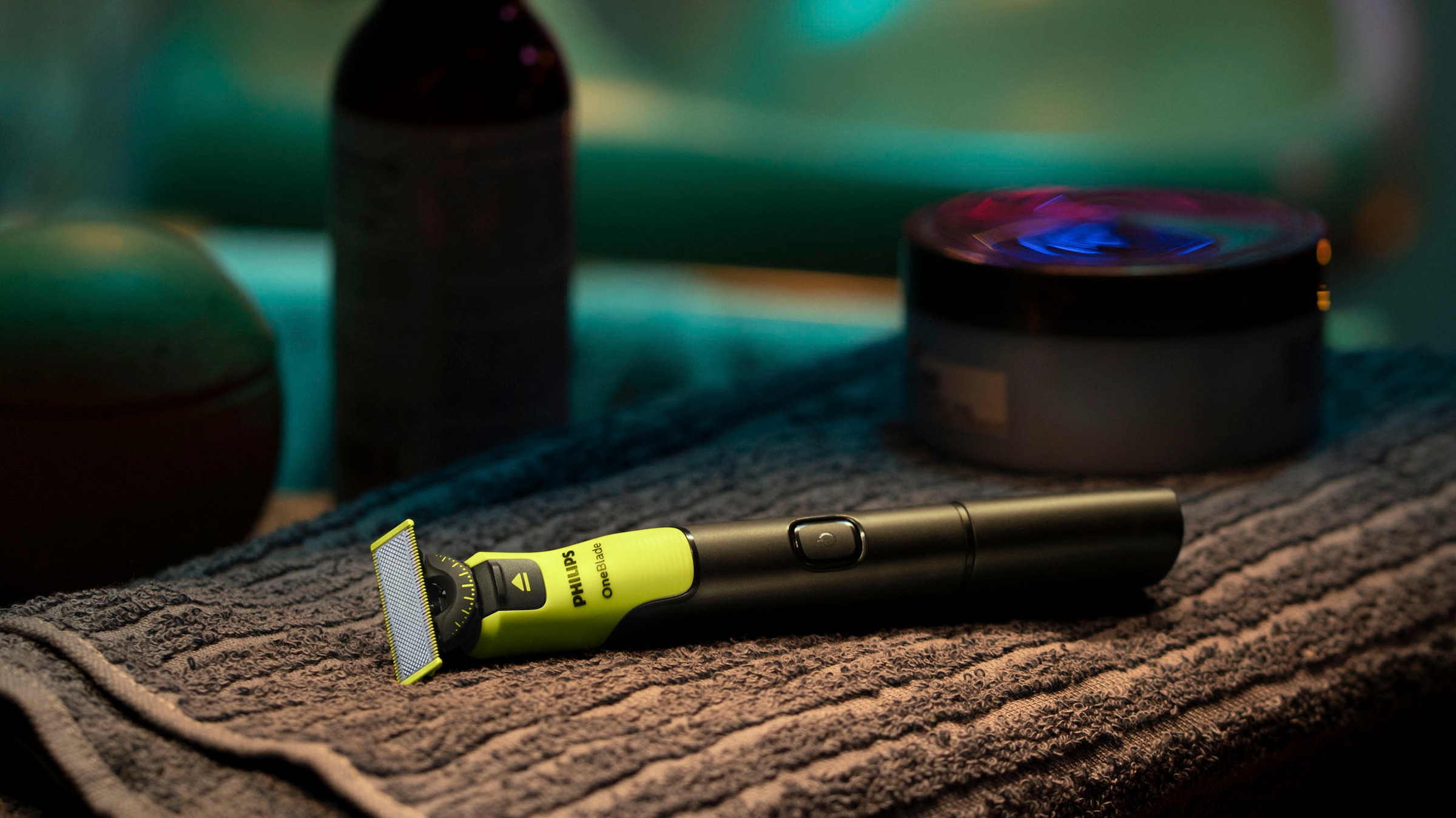 Philips Elektrorasierer »OneBlade Face & Body QP4631/65« 4 Stk. Aufsätze 360-Grad-Klinge, inkl. verstellbarem 5-in-1 Kammaufsatz