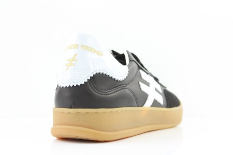 Another Trend S.L. Sneaker