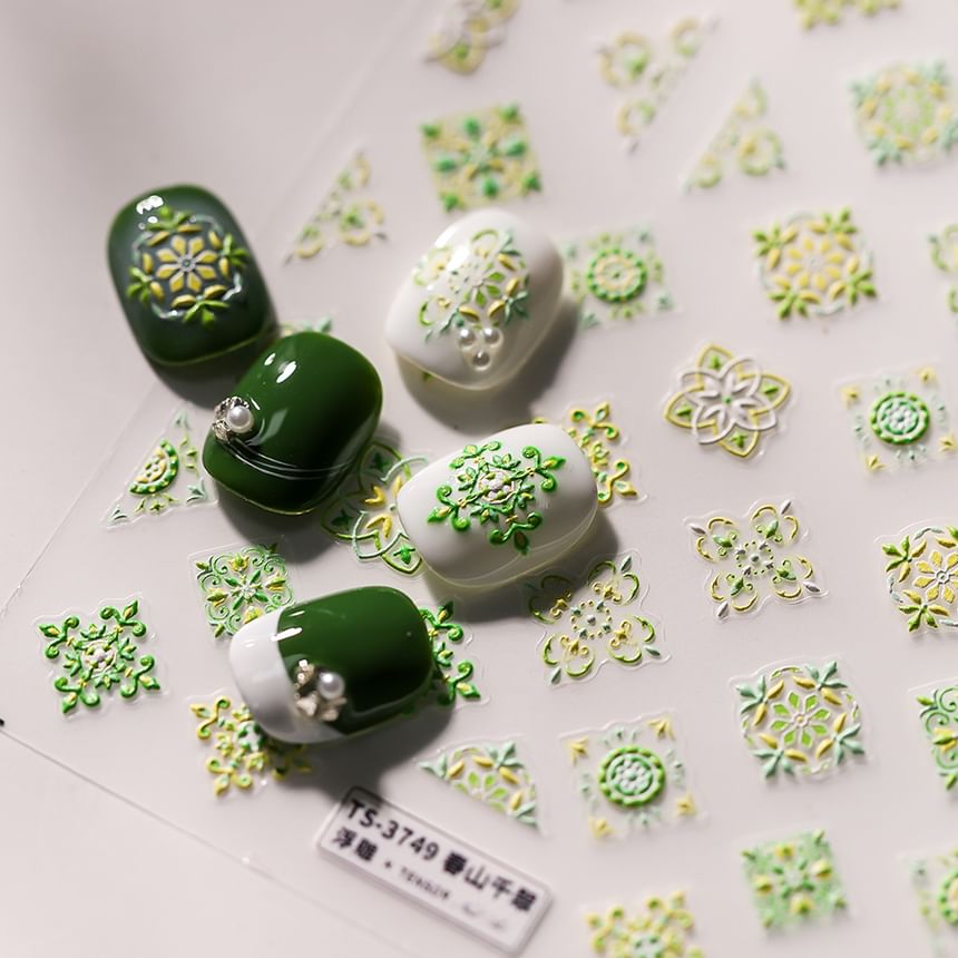 MAGICO - Gepatroneerde nagelstickers (verschillende ontwerpen)