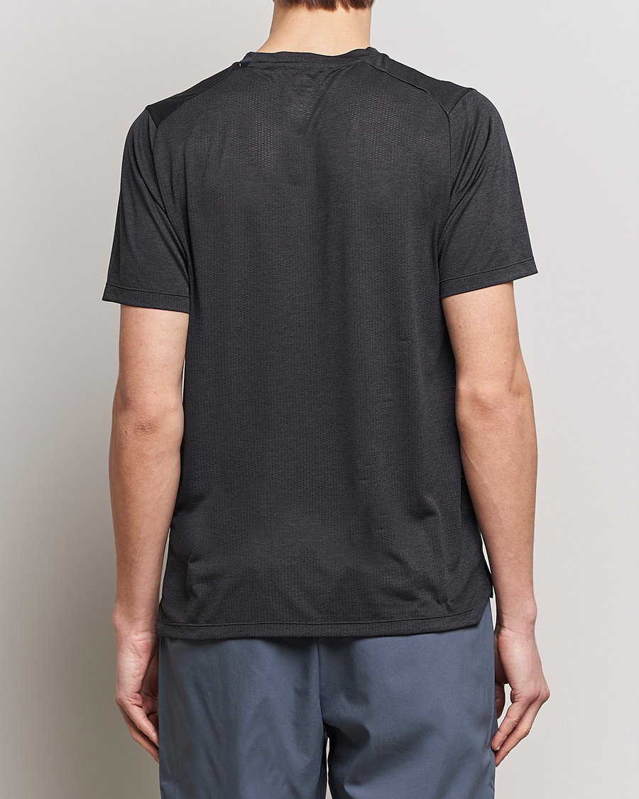 New Balance Running Athletics Short Sleeve T-Shirt Black