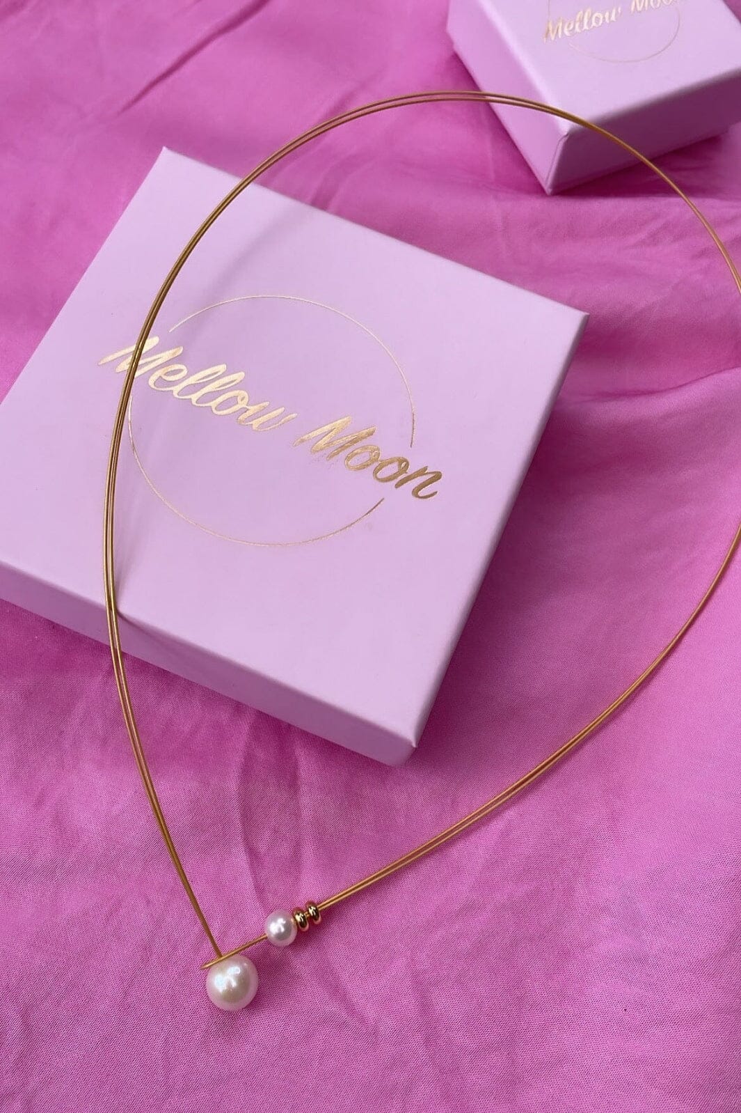 Mellow Moon Single Pearl Necklace