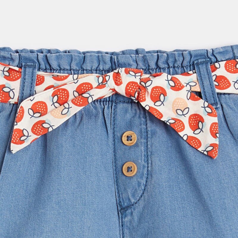 Short en denim léger bleu ceinture fraises bébé fille Bleu