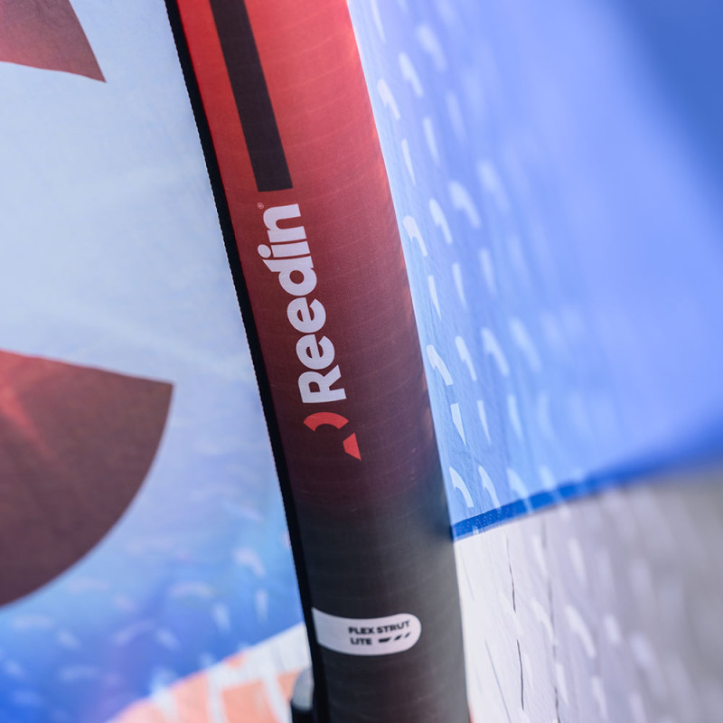 Aile de kitesurf reedin x brainchild hypermodel