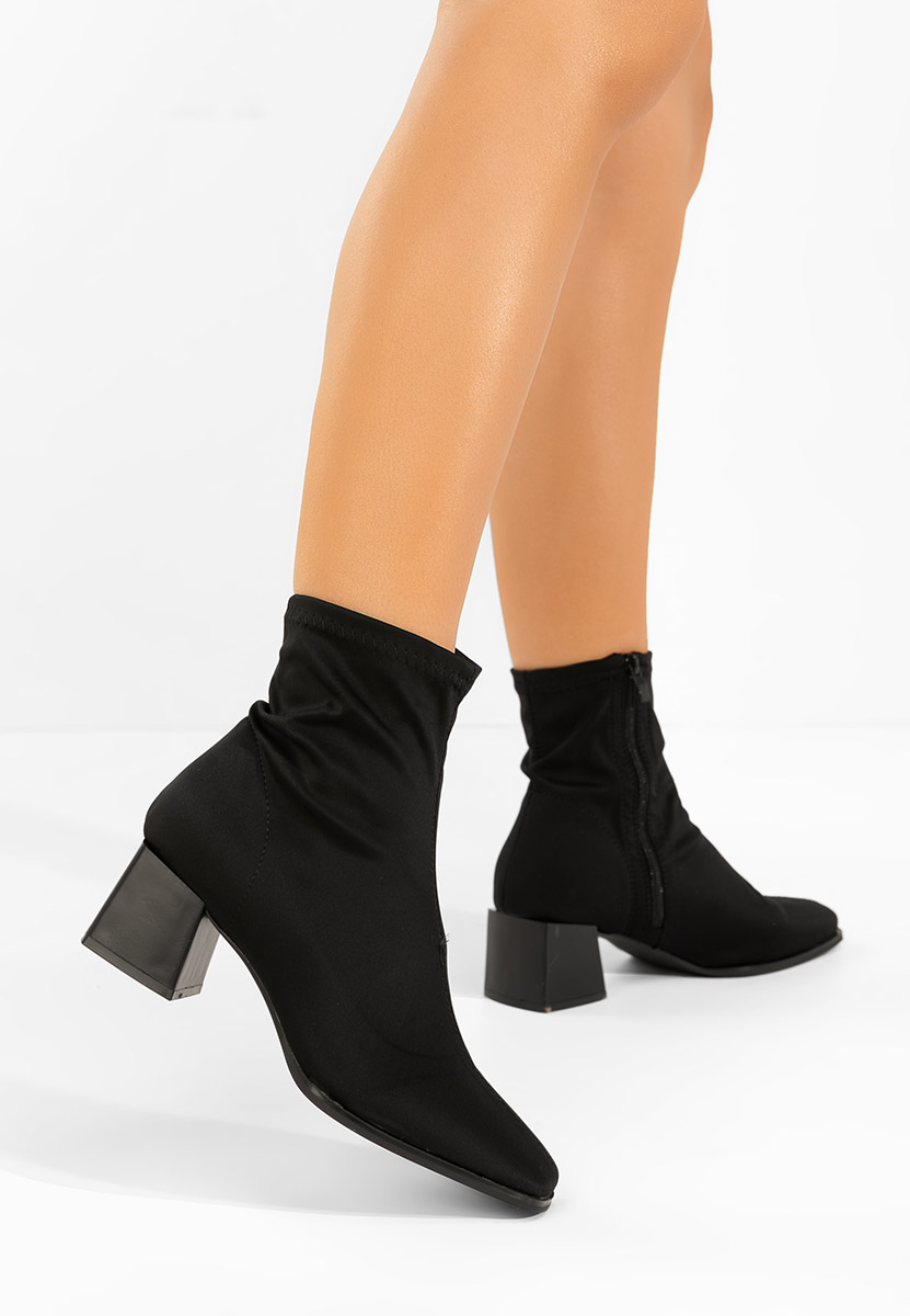 Bottines à gros talon noires Florinia