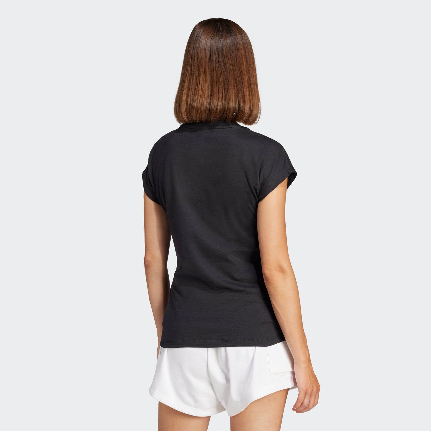 adidas  Essentials Linear Cotton T-shirt