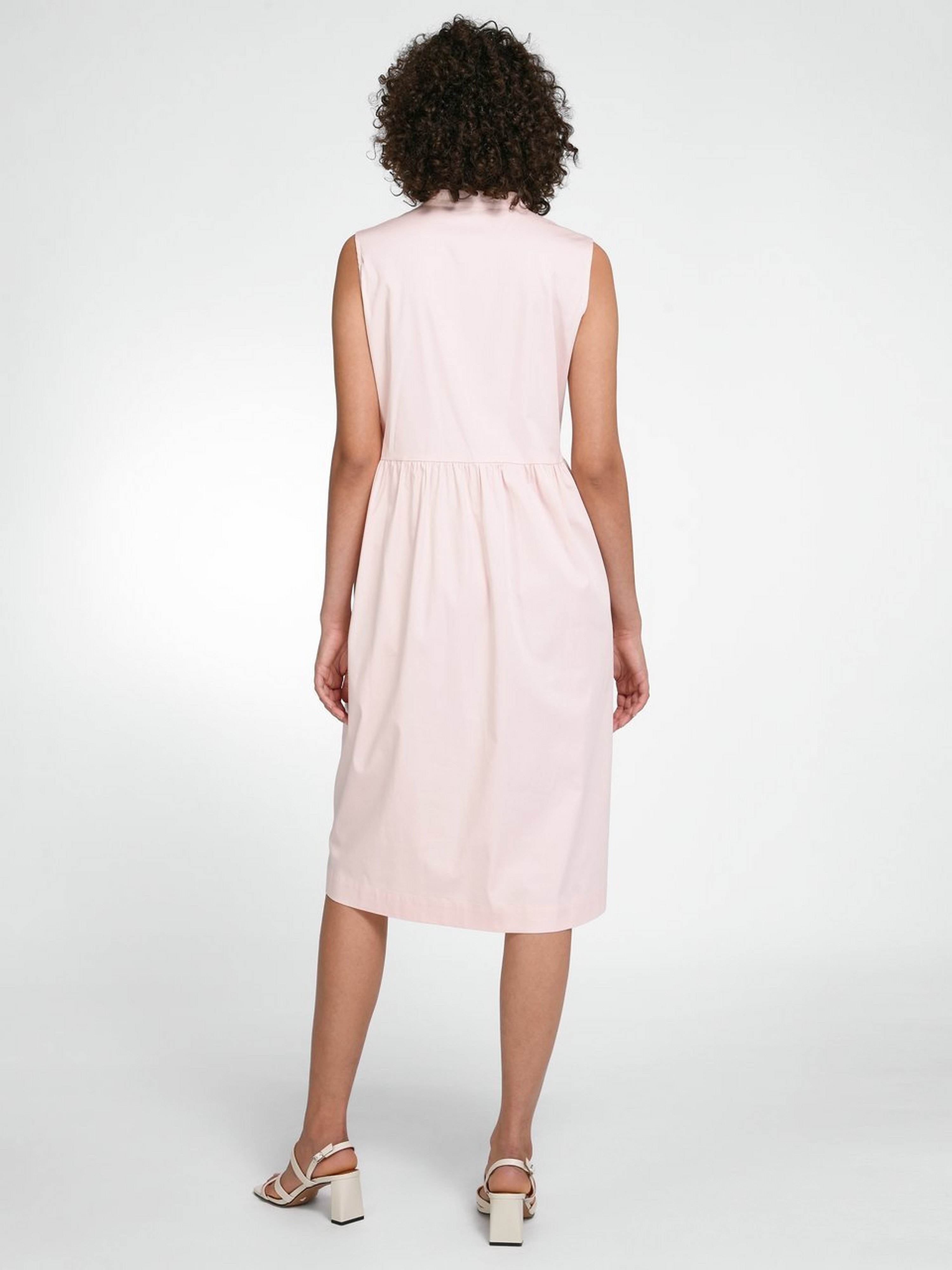 Ärmelloses Kleid