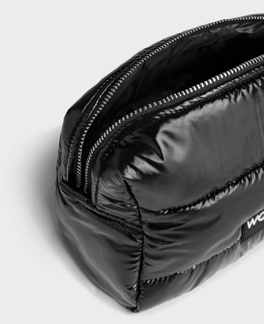 (21x16cm) Toiletry Bag Necessaire Kulturbeutel aus recyceltem Stoff (MBQ230046) - Black Glossy