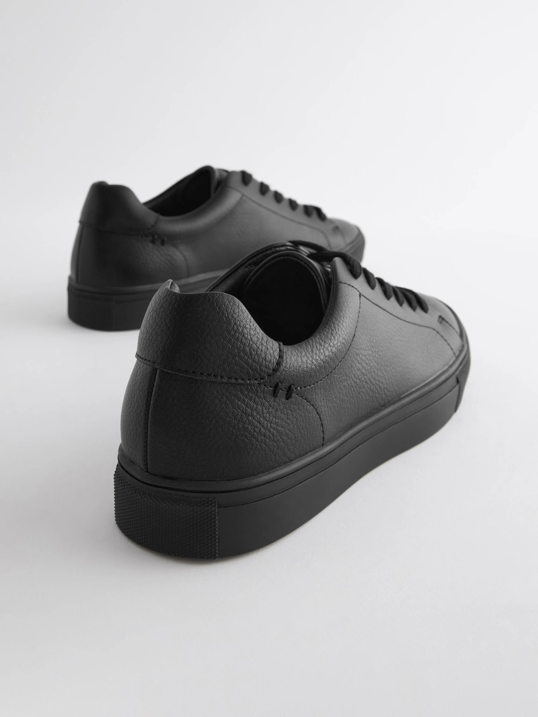 Zwart - Minimal sneakers