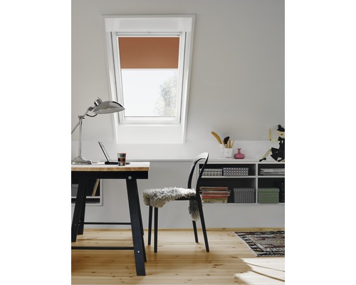 VELUX verduisterend rolgordijn, effen oranje, handmatig, wit frame, DKL C02 4564SWL