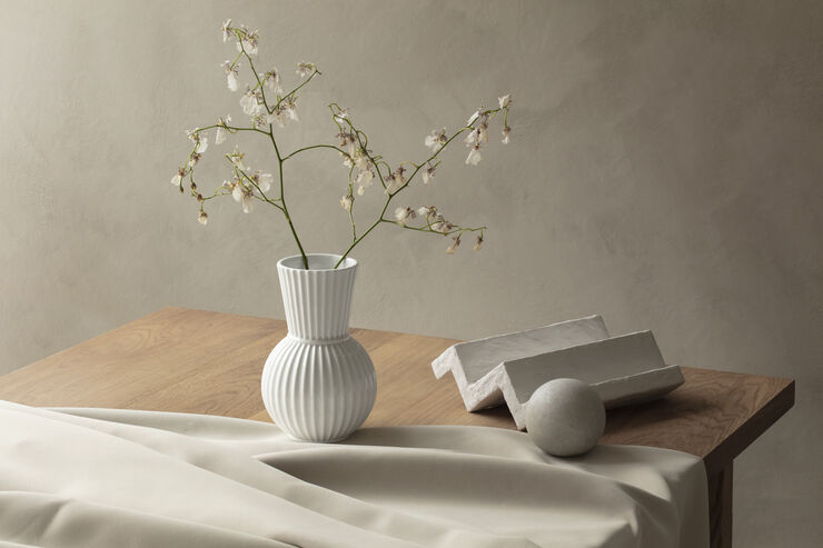 Lyngby Porcelæn Lyngby Tura Vase H18 hvid porcelæn Hvid