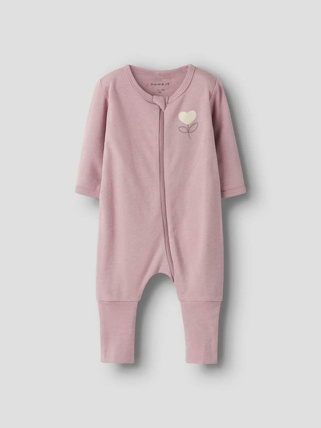 Name It Pyjama »NBFNIGHTSUIT 2P ZIP FF HEART NOOS« Packung, 2 Stk. tlg.,