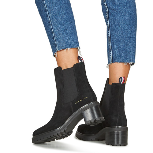 Tommy Hilfiger - ESSENTIAL MIDHEEL SUEDE BOOTIE - Noir