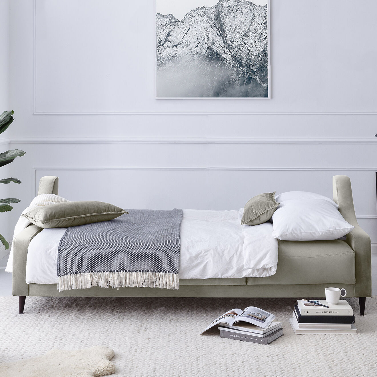 Mazzini Sofas Canapé 3 places convertible avec coffre Freesia velours beige - 215x94x90 cm