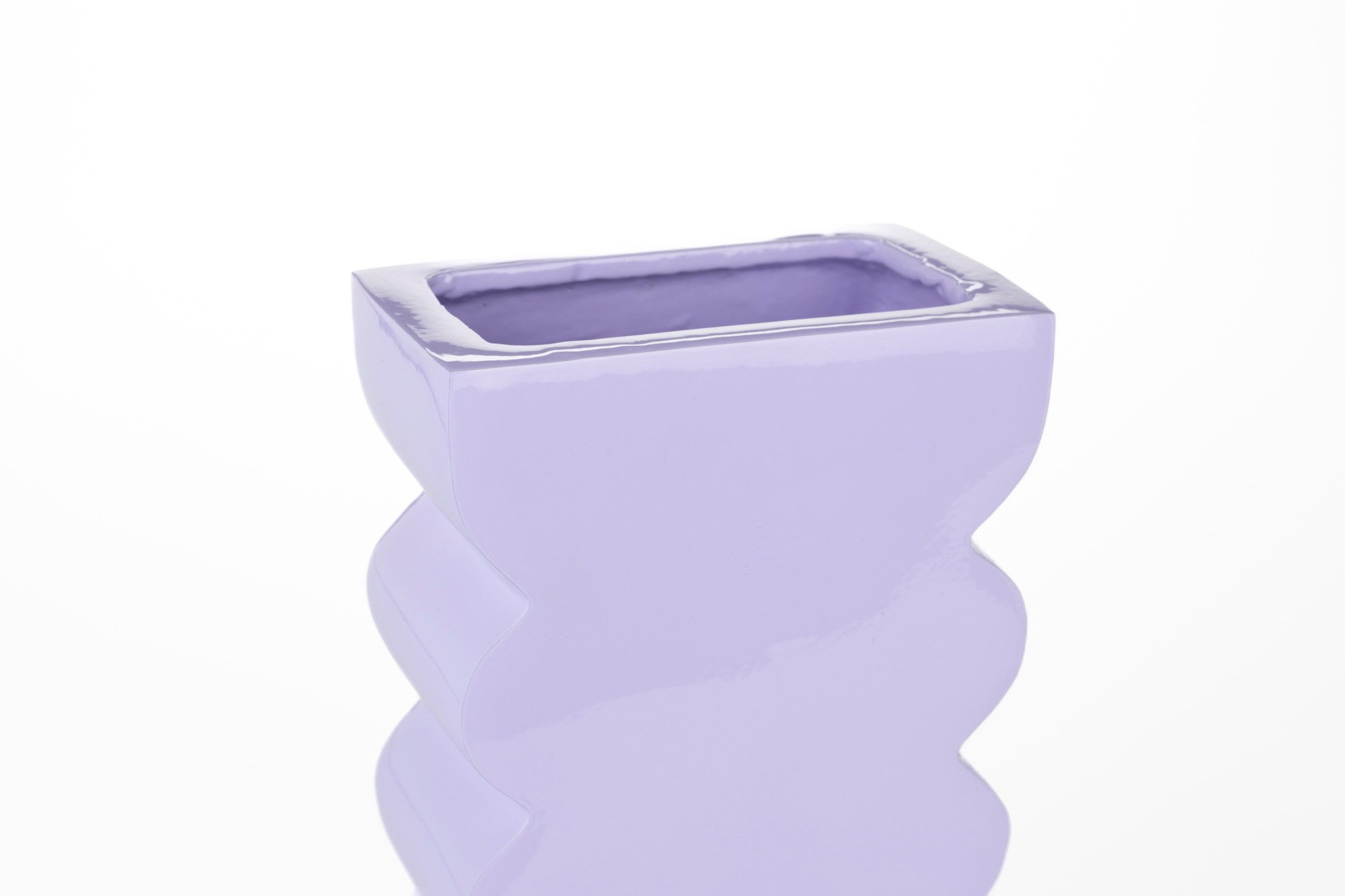 VASE CURVES S SHINY LILAC