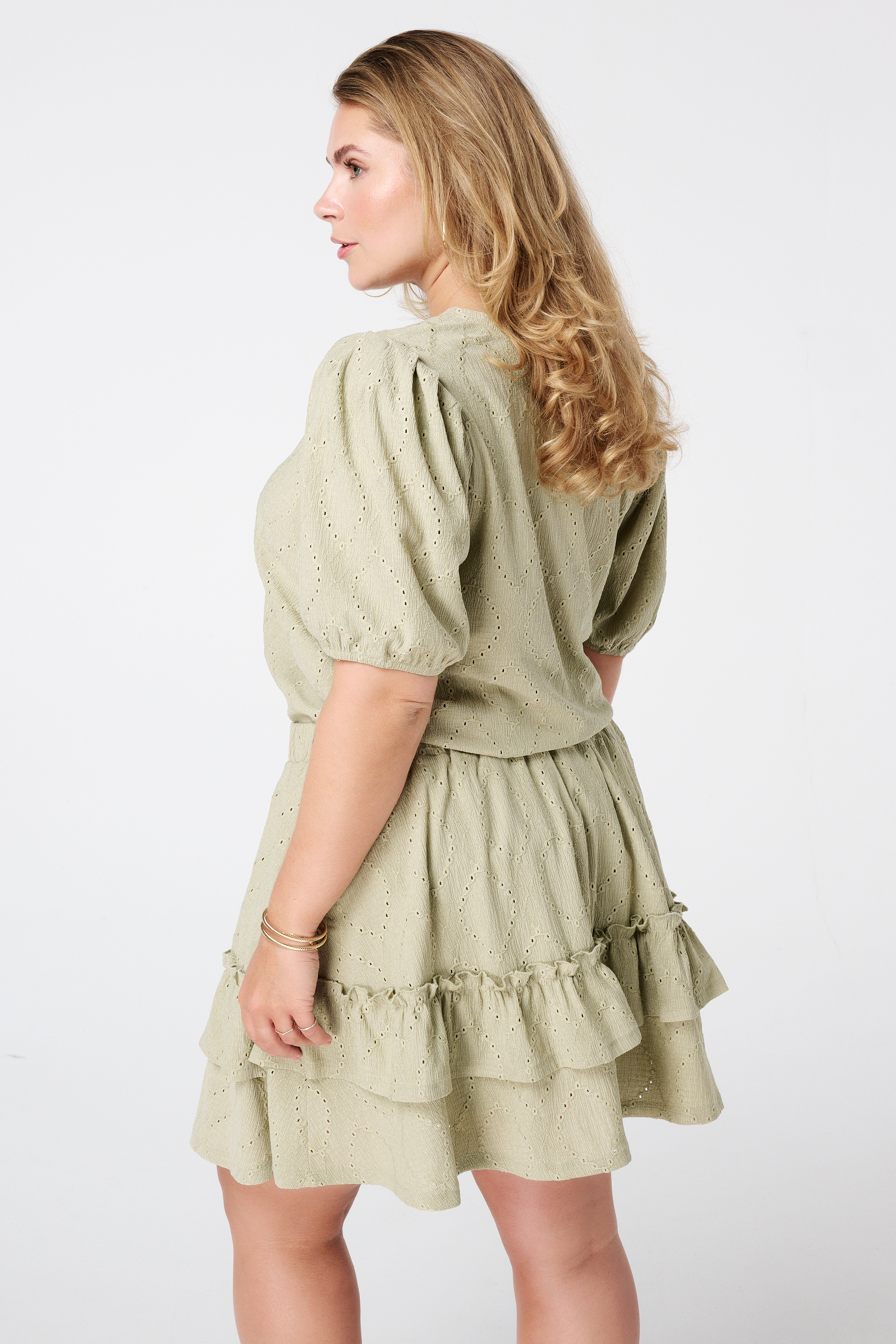 Top met broderie-look salie