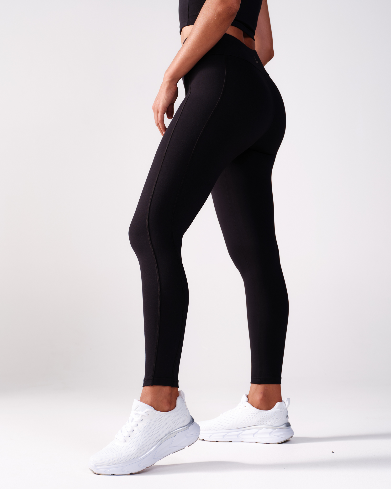 LEVITY Second-Skin Tights Black