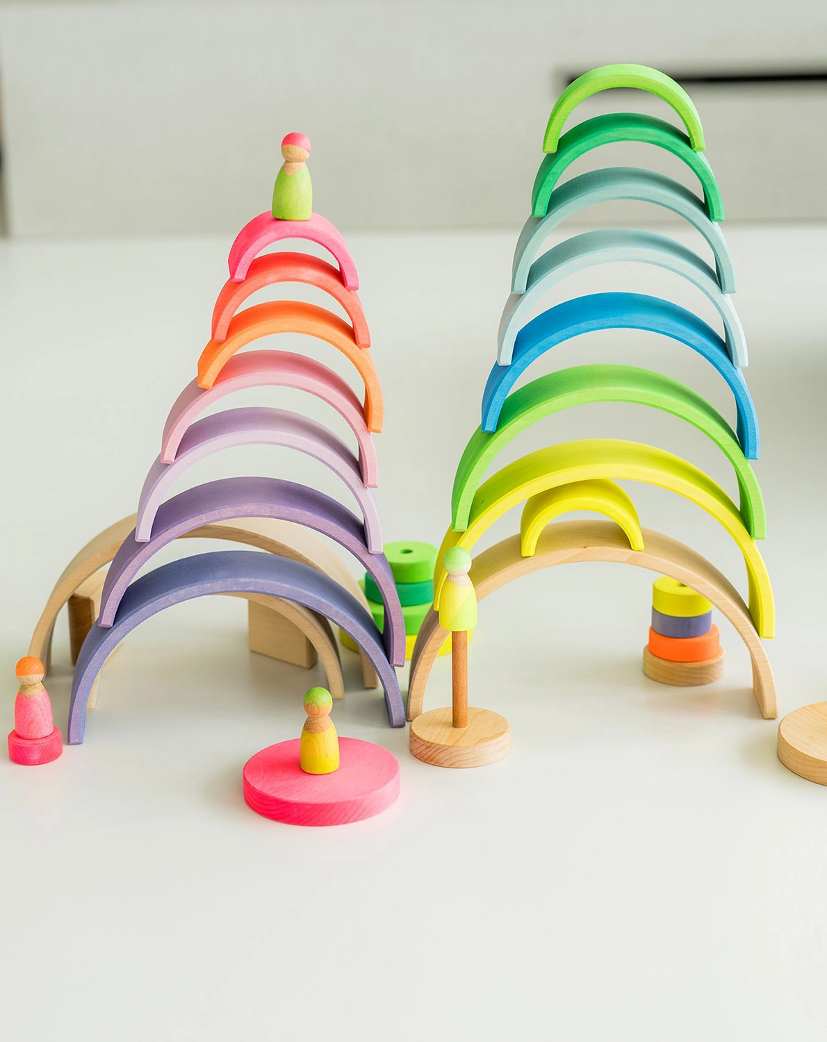Holz-Regenbogen NEON 10-teilig in grün