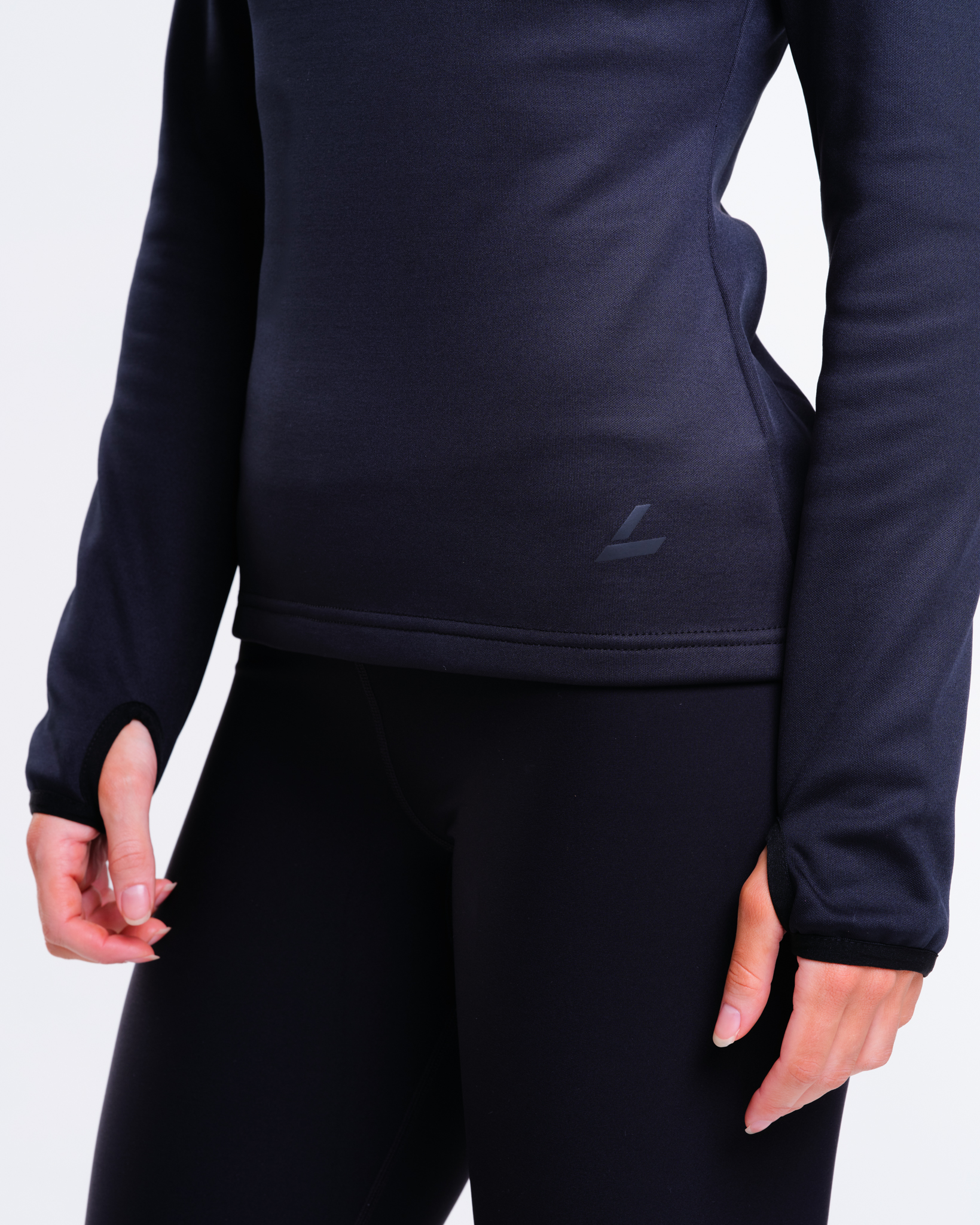 LEVITY Accelerate Winter Half Zip LS Black Beauty