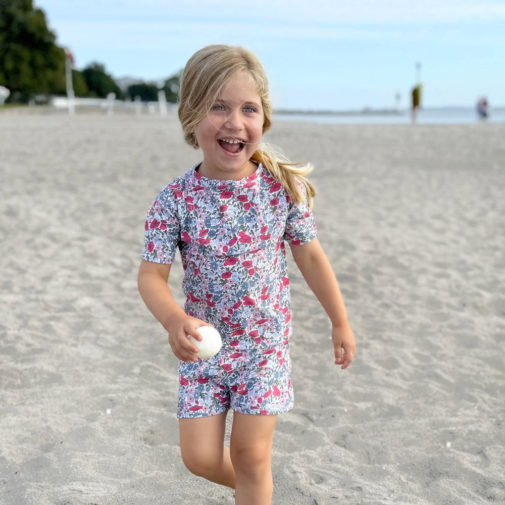 Køb Petit Crabe Poppy & Daisy P Alexa Badeshorts - Lavet af Liberty© Stof