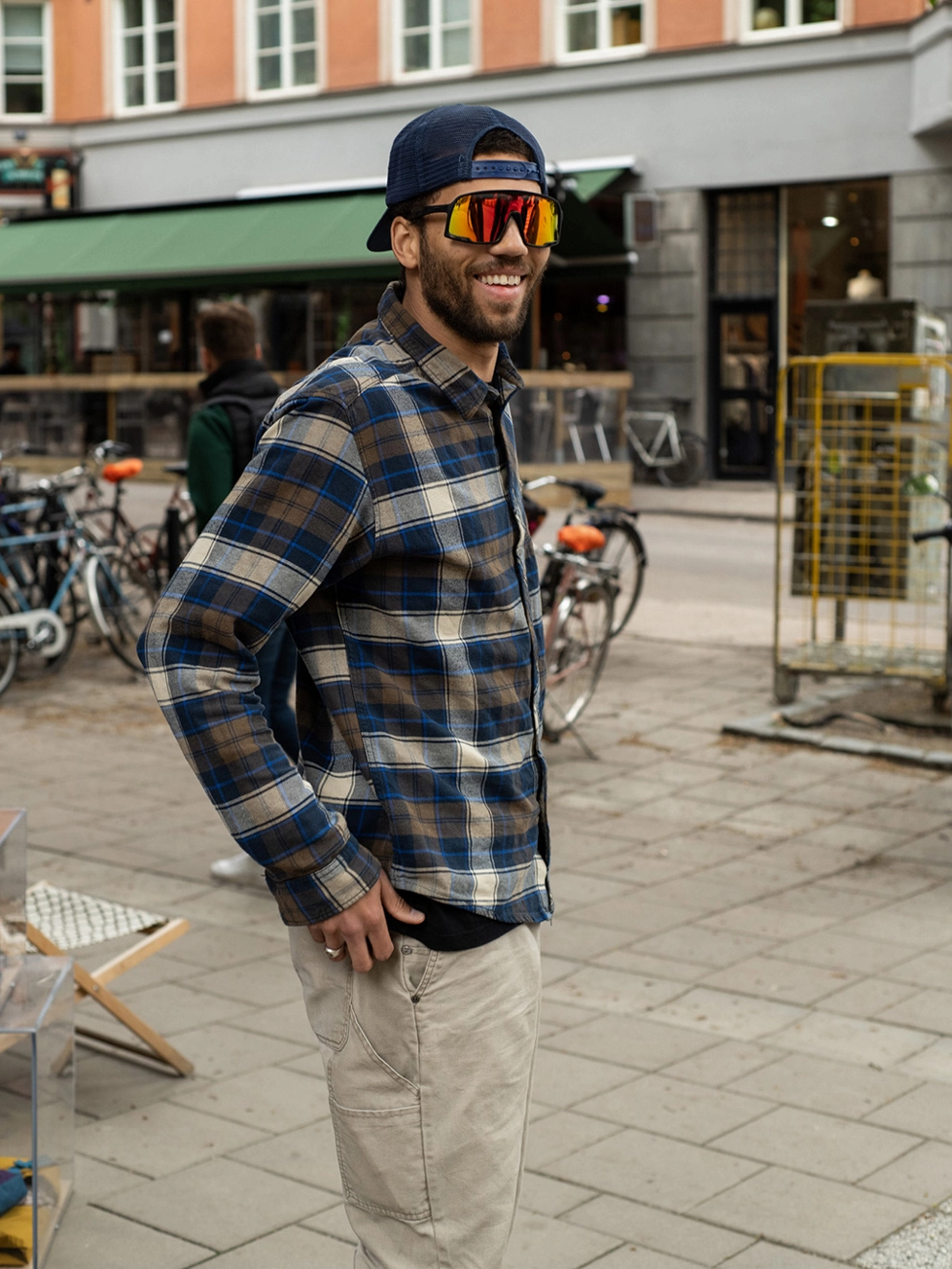 CHPO Henrik Black Sunglasses red mirror