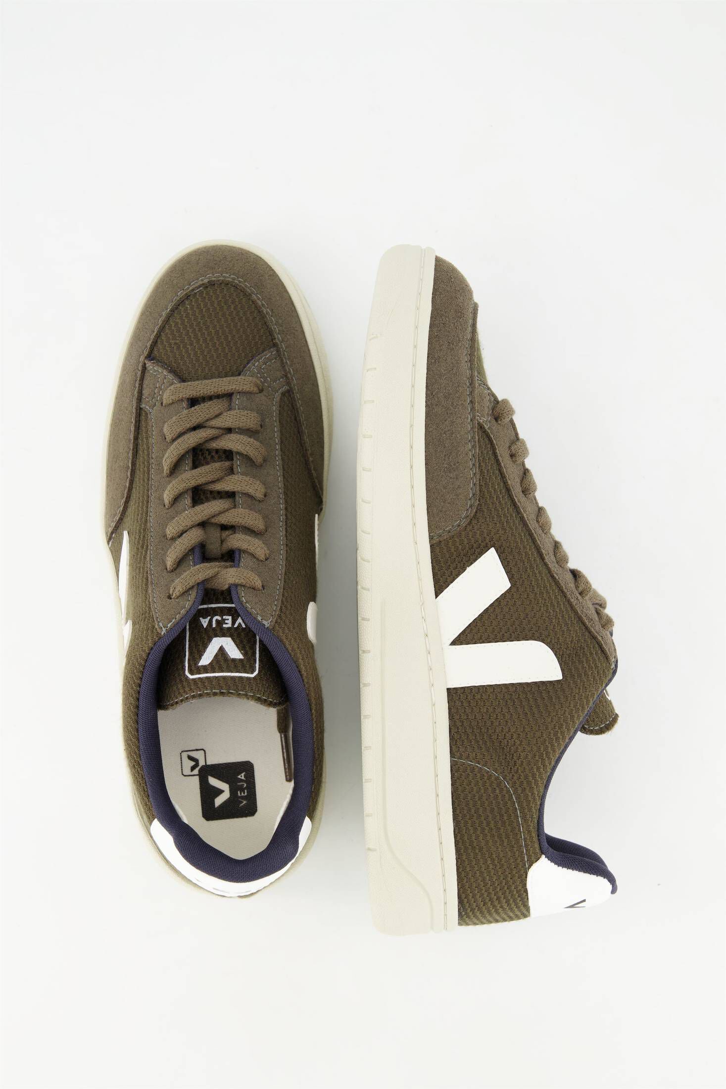 Veja| Herren Sneaker V-12 B-MESH