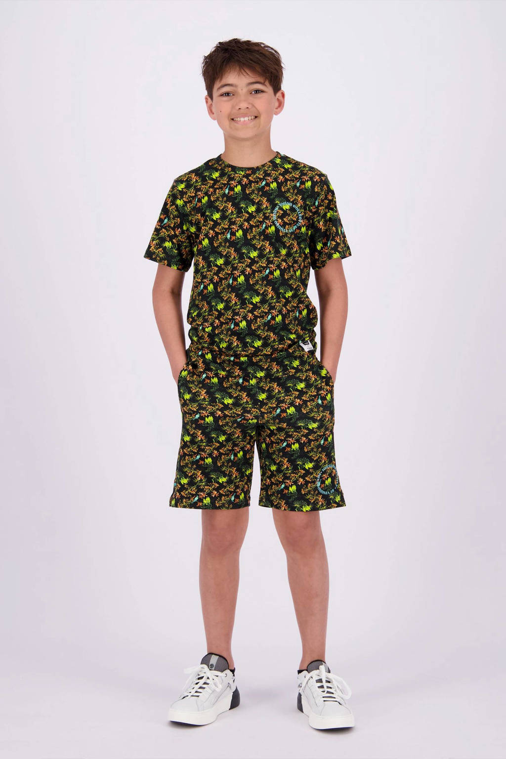 Vingino sweatshort Ralli met all over print zwart/neon geel/oranje