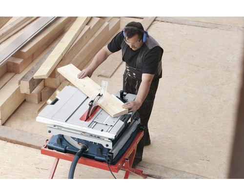 Bosch Professional GTS 10 XC tafelzaag inclusief 1 x cirkelzaagblad (Optiline Wood, 254 x 2,8/1,8 x 30 mm, 24 tanden) en accessoires