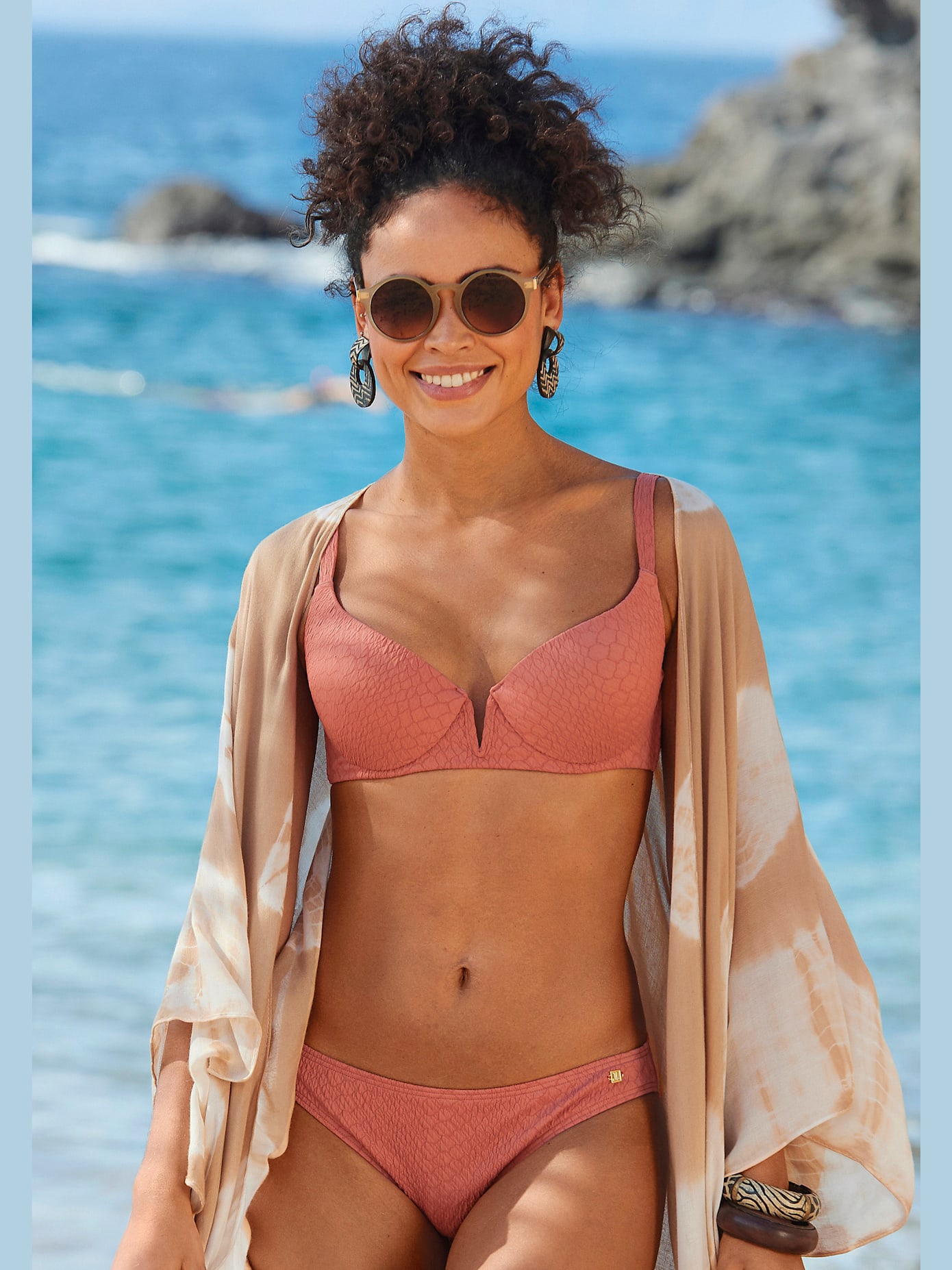 Maillot de bain à armatures qualité structurée élégante au look animal