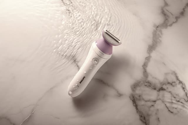 Philips Series 6000 Ladyshaver BRL136