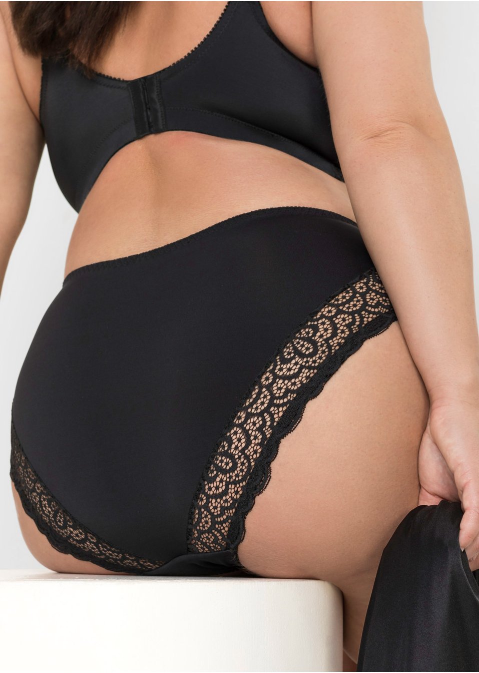 Maxi slip avec polyamide recyclé