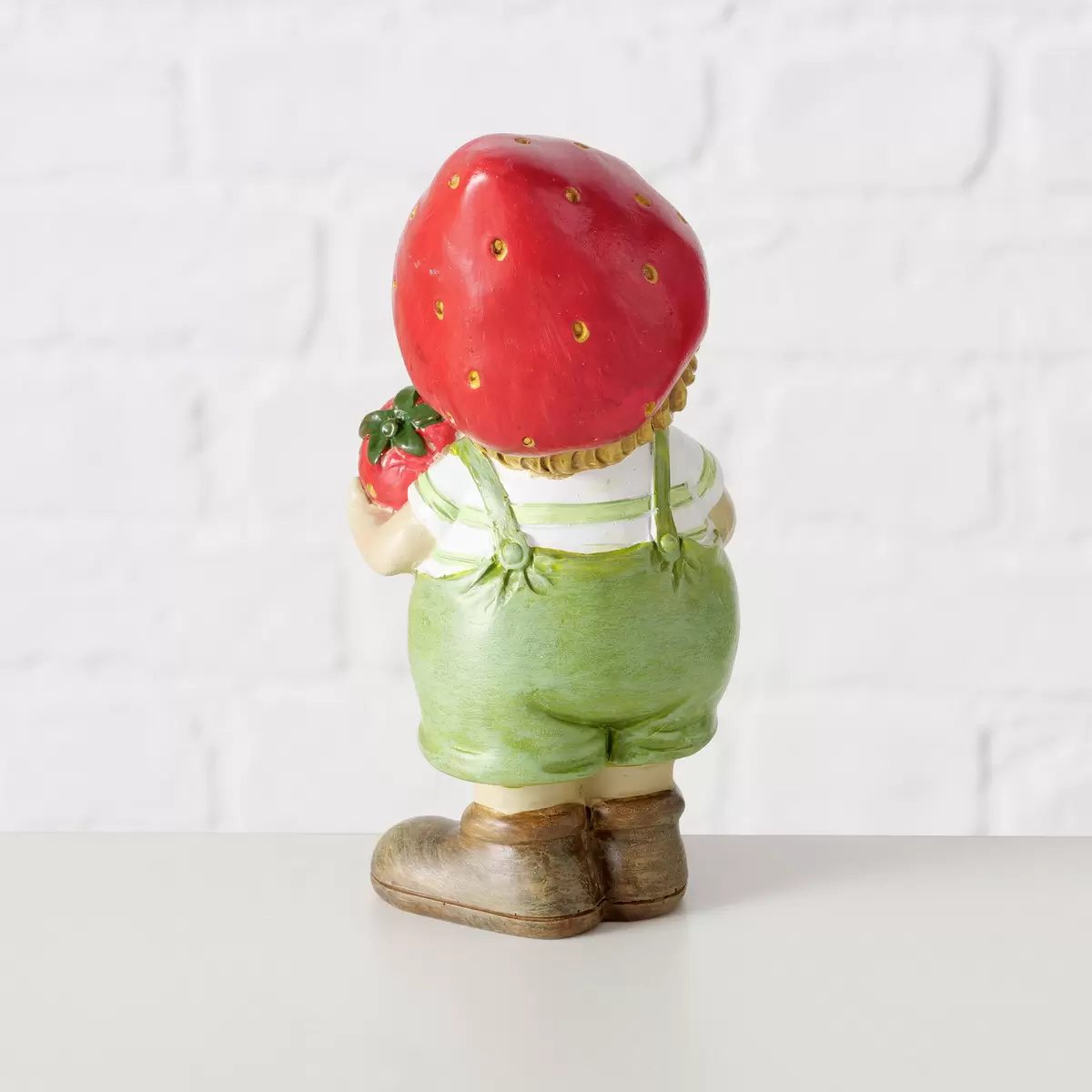 Kind Erdbeere Emily Bunt