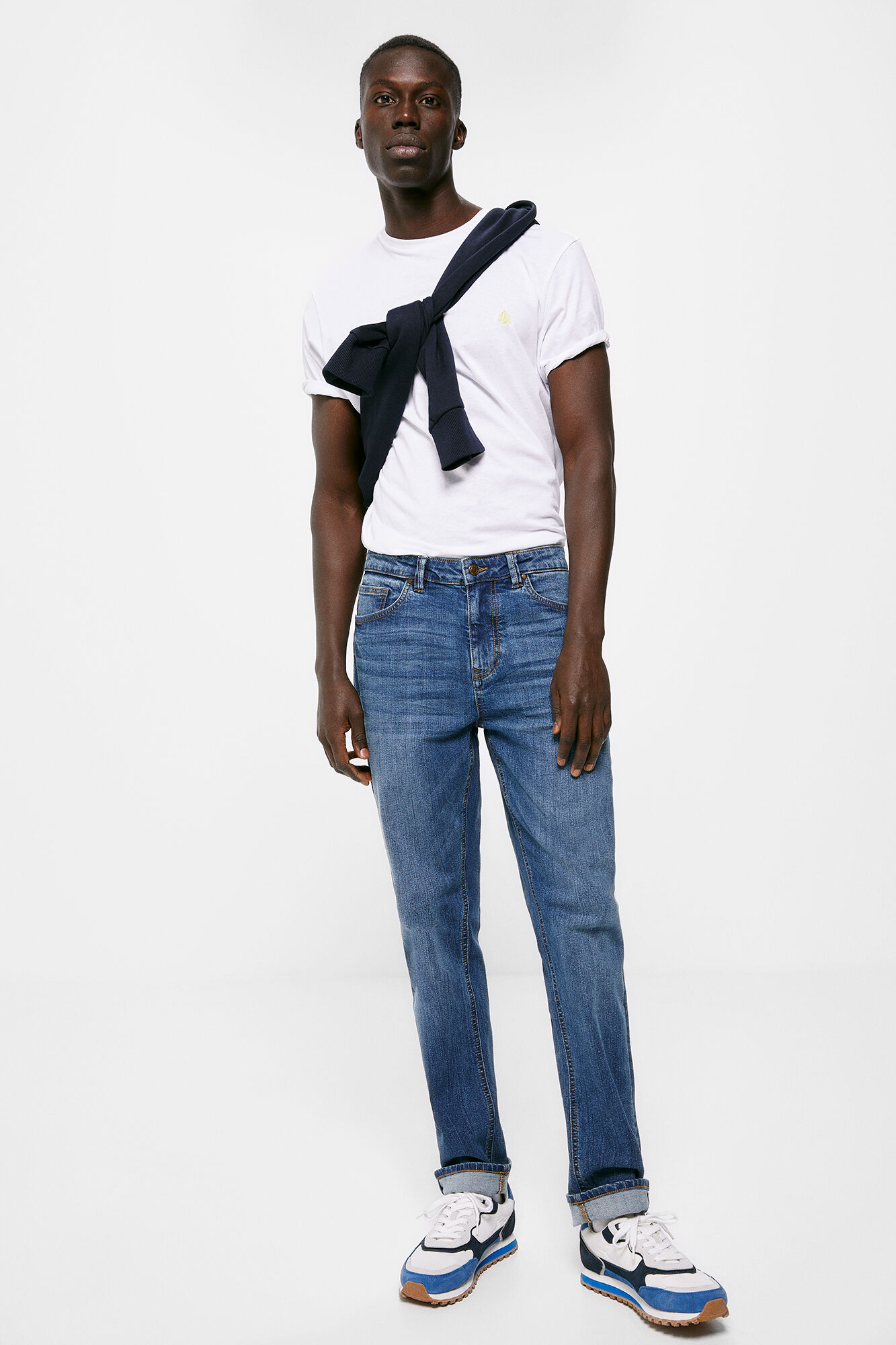 Calça jeans slim, lavagem média clara - azul médio