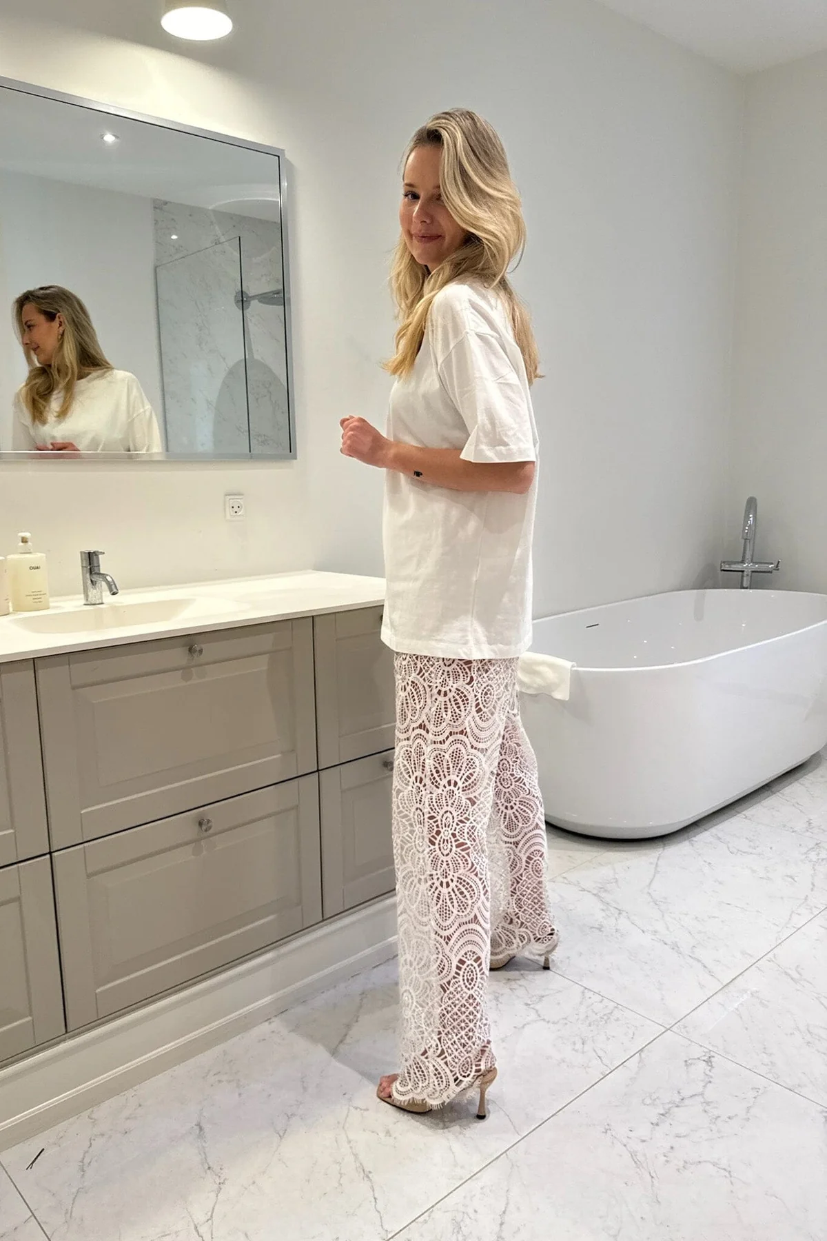 BYIC Zhannaic Pants whl white heavy lace
