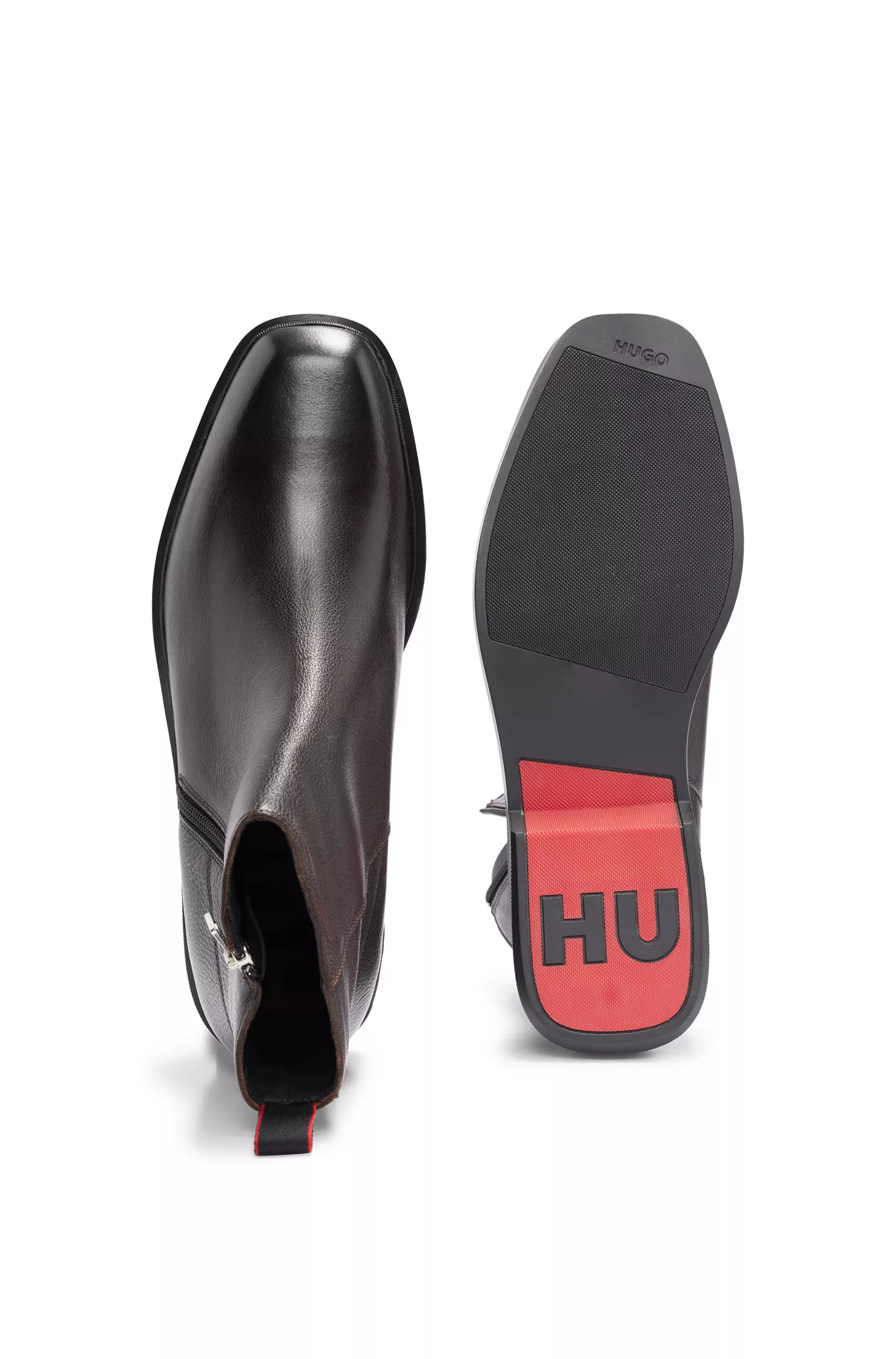 Botas HUGO vermelhas de cano curto em couro granulado com detalhes exclusivos.