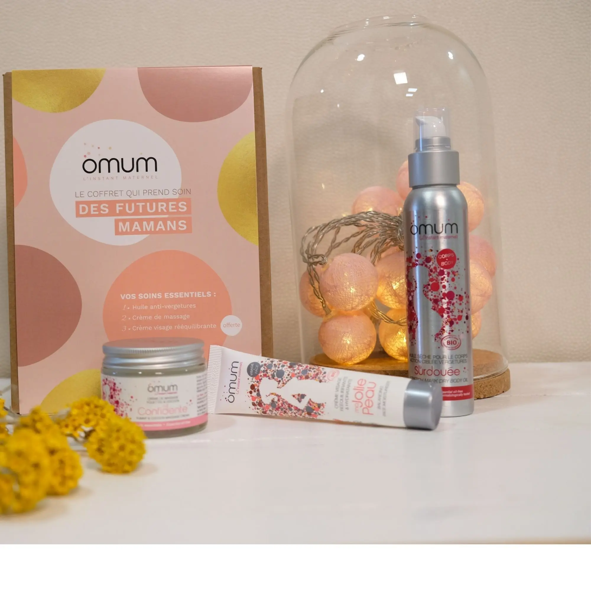 Omum - Coffret future maman Le Coffret BIO qui prend soin des Futures Mamans- Future et jeune maman