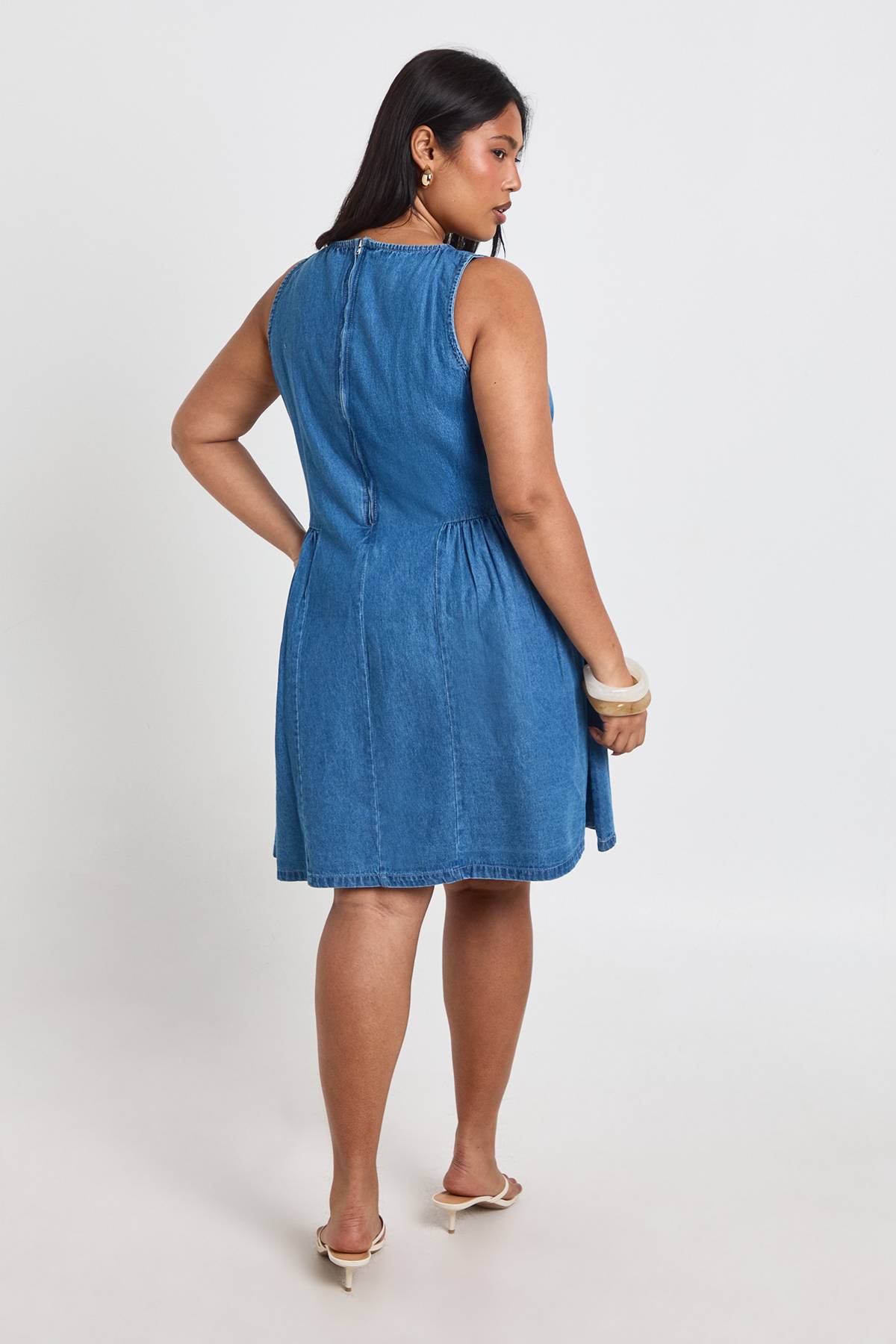boohoo Robe Patineuse Mini En Chambray Grande Taille