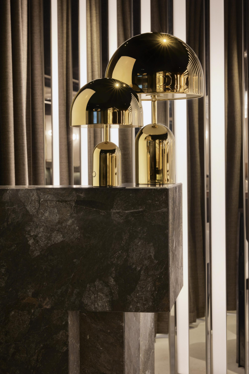 Tom Dixon Bell tafellamp LED oplaadbaar Fluro