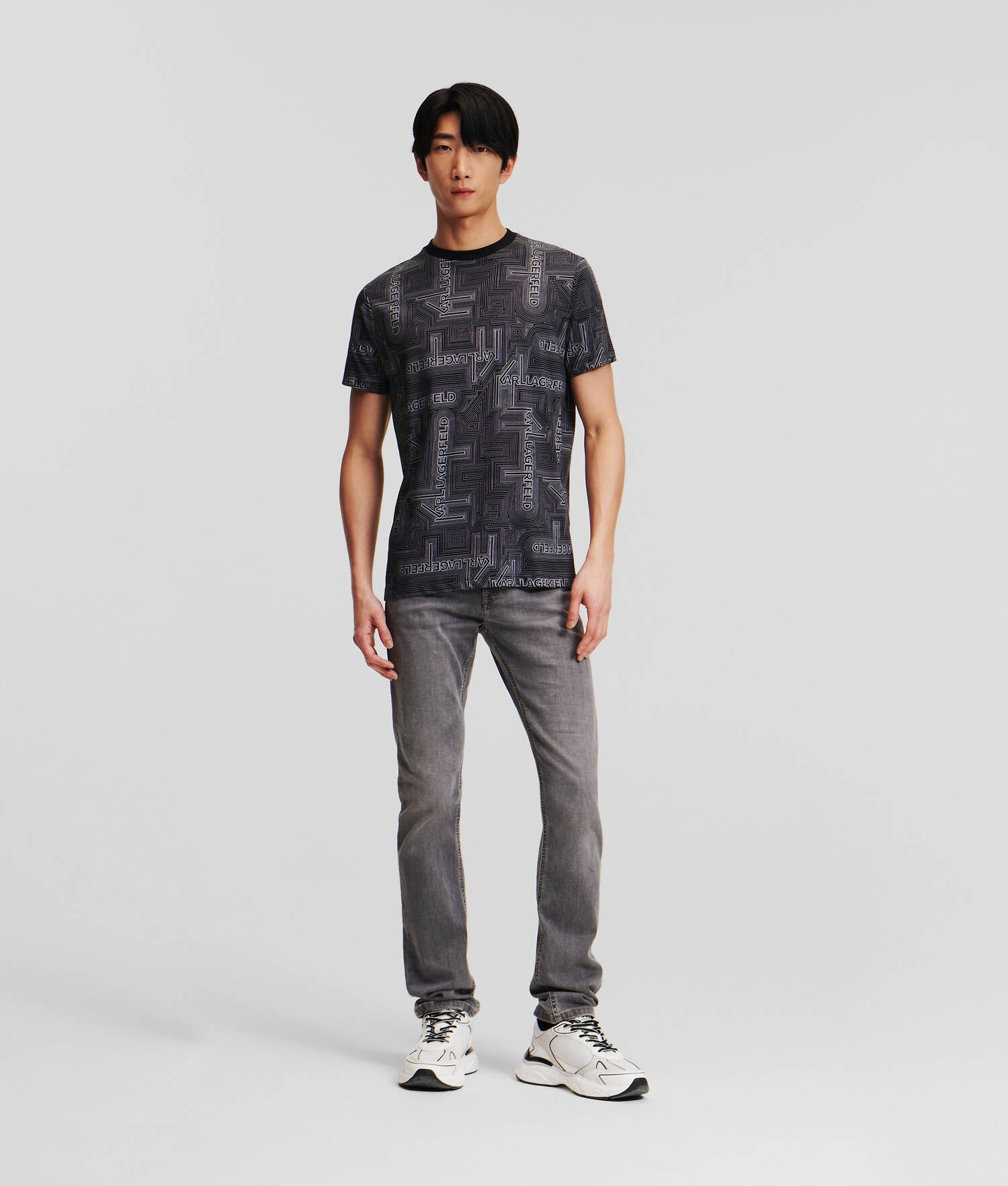 T-SHIRT À MOTIFS